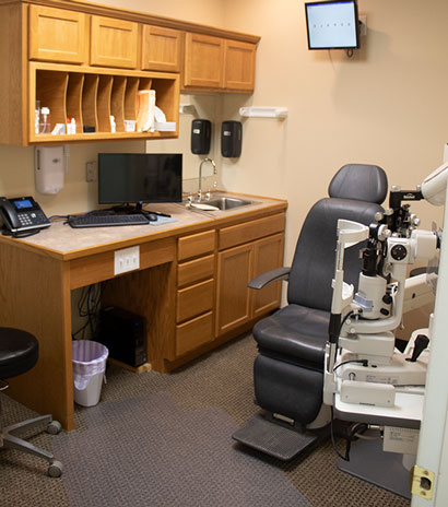 Premier Eyecare Associates Macular Degeneration Equipment